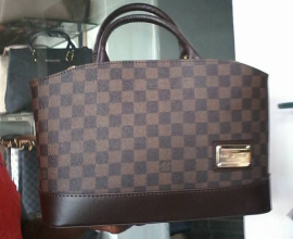 Gucci and louis vutton bags