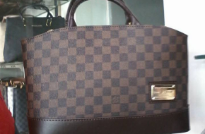 Gucci and louis vutton bags